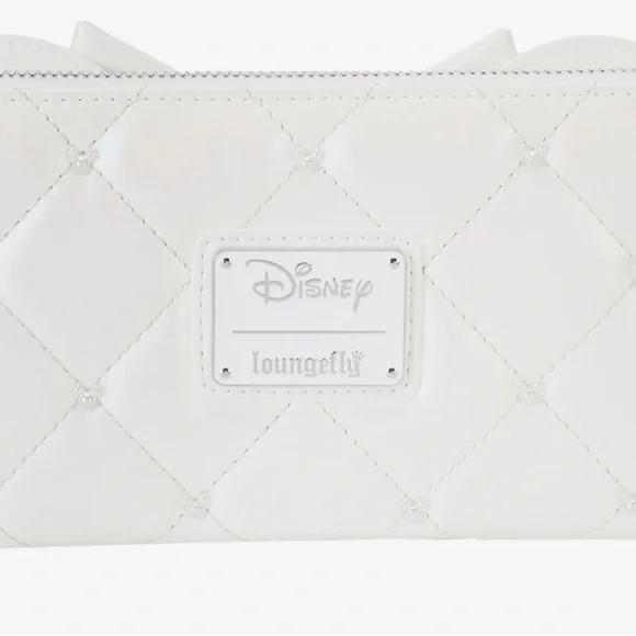 Disney Loungefly Bridal Wristlet & Minnie Mouse ears Headband Set - Picture 4 of 6